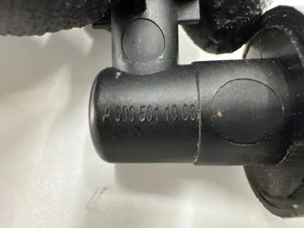 Pièces moteur Mercedes-Benz EQC 2022 - OEM d'occasion image 6