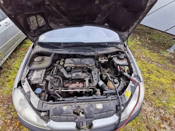 Peugeot 206 Vaihtovirtageneraattori 1.4L 2002 9640623580 image 8