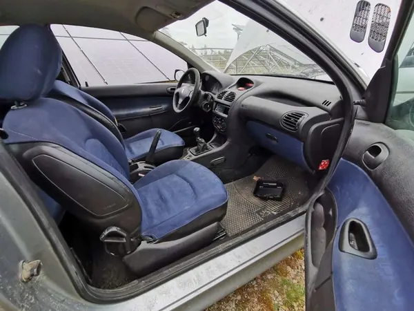 Peugeot 206 Vaihtovirtageneraattori 1.4L 2002 9640623580 image 9