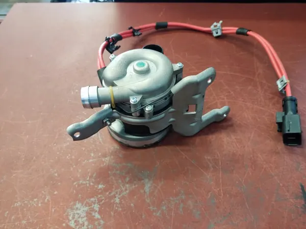 Pompe à air secondaire OEM 0001402700 Mercedes-Benz image 10