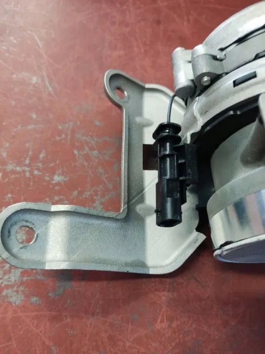 Pompe à air secondaire OEM 0001402700 Mercedes-Benz image 5