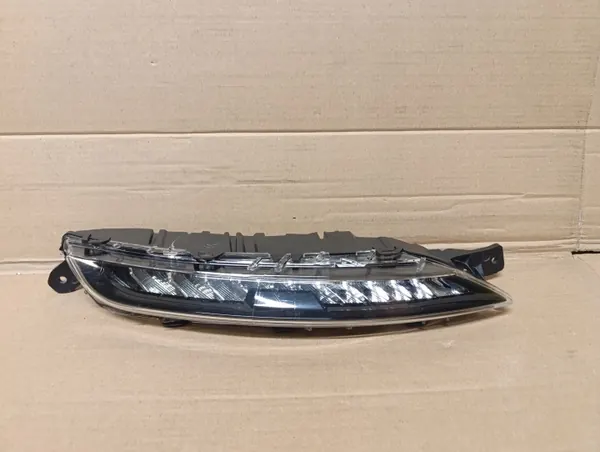Citroen C4 Picasso II DRL-valot OEM 9816714780 9816714880 image 3