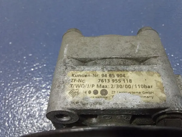 Stuurbekrachtigingspomp VOLVO S80 I V70 II 2.5 TDI 9485904 image 5