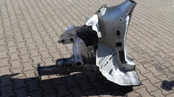 Fiat 500L oikea etulokasuoja OEM 117333094 image 6