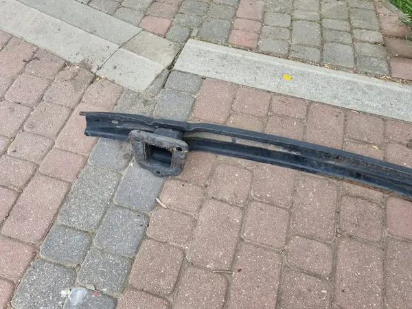 BMW 3 (E90/E91) Takapuskuri Vahvistus 2009-2012 OEM image 3