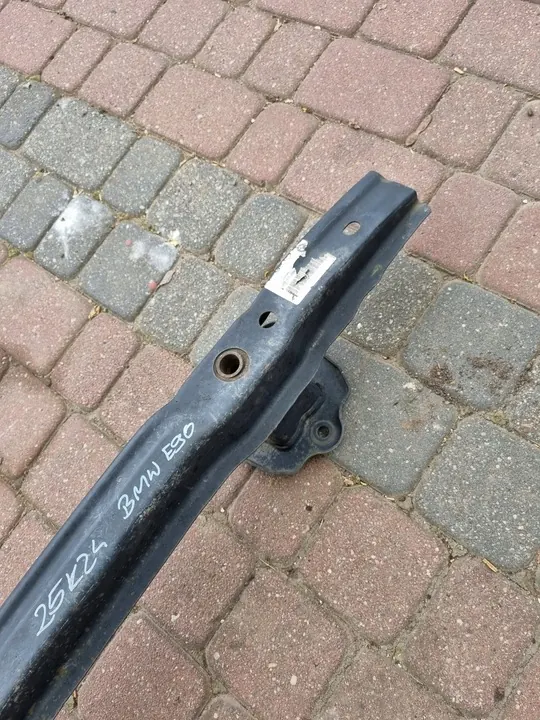 BMW 3 (E90/E91) Takapuskuri Vahvistus 2009-2012 OEM image 5