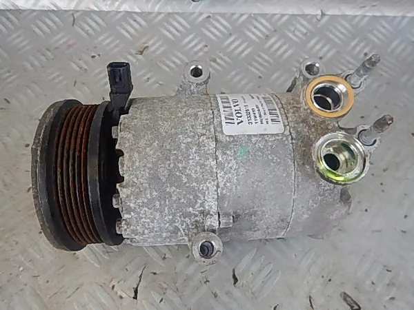 Compresseur A/C VOLVO S60 II V60 I T3 1.6T 31332616 image 1