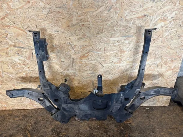 SsangYong Tivoli Querträger OEM 50625268 - Gebraucht image 5