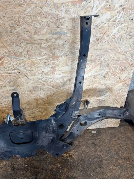 SsangYong Tivoli Querträger OEM 50625268 - Gebraucht image 7