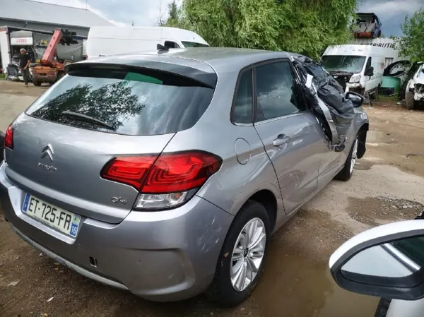 Pieza Citroen C4 OEM 12678023 Usada 2018 image 8