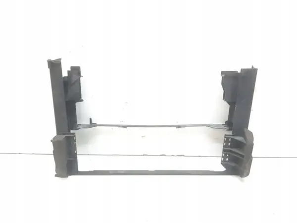 BMW OE Radiatorbevestiging OEM 7804617 voor 5-serie F10 image 2