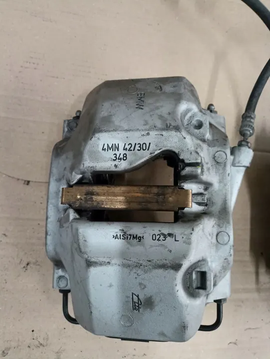 Bremssattel vorne links rechts BMW G20 G22 G30 OEM 6883483 6883484 image 2