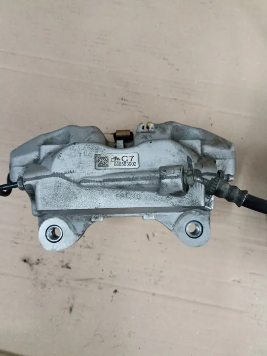 Bremssattel vorne links rechts BMW G20 G22 G30 OEM 6883483 6883484 image 3