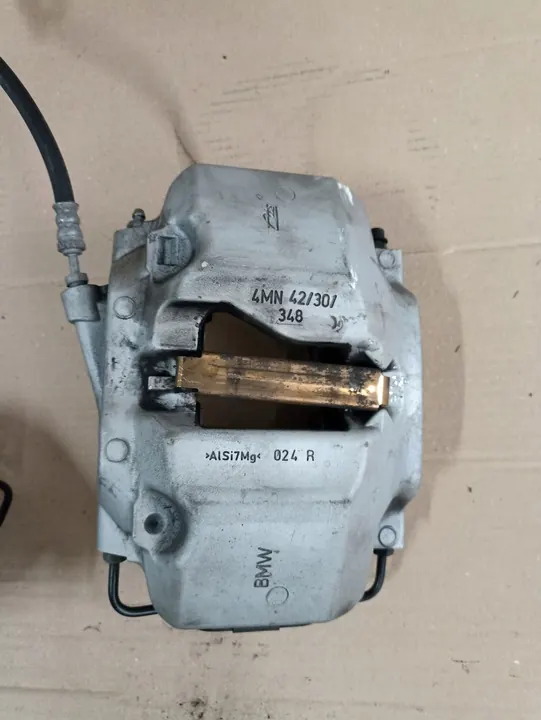 Bremssattel vorne links rechts BMW G20 G22 G30 OEM 6883483 6883484 image 6