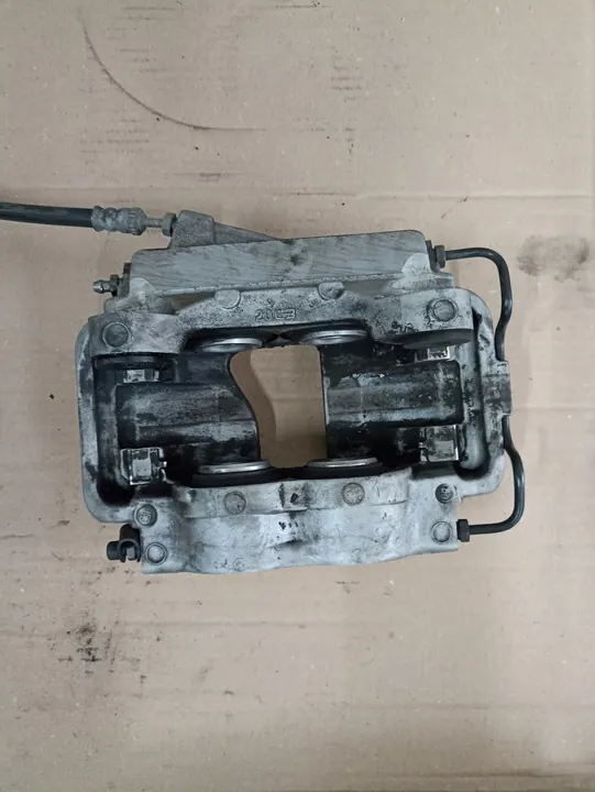 Bremssattel vorne links rechts BMW G20 G22 G30 OEM 6883483 6883484 image 8