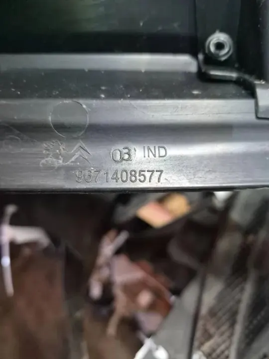 OEM 9671408577 Frontscheibenwischerarm für Peugeot 3008 image 3