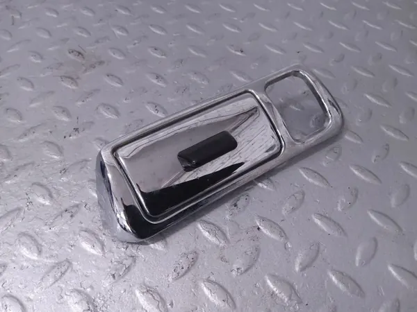 Hinterer Aschenbecher links UB15707 Rolls-Royce Silver Shadow image 2
