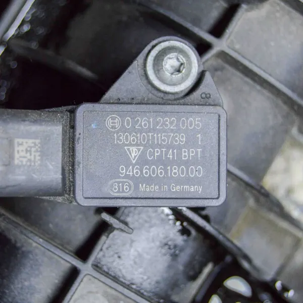 Imusarja OEM 94611001661 Porsche Panamera 3.0L image 7
