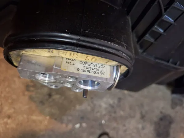 ROOMSTER 5J LIFT 10-15 Verwarmingshuis 1.6 TDI OEM image 4