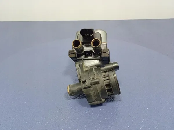 Válvula Calefacción Bomba Agua Audi A6 C6 3.0 TDI OEM 4F1959617A image 6