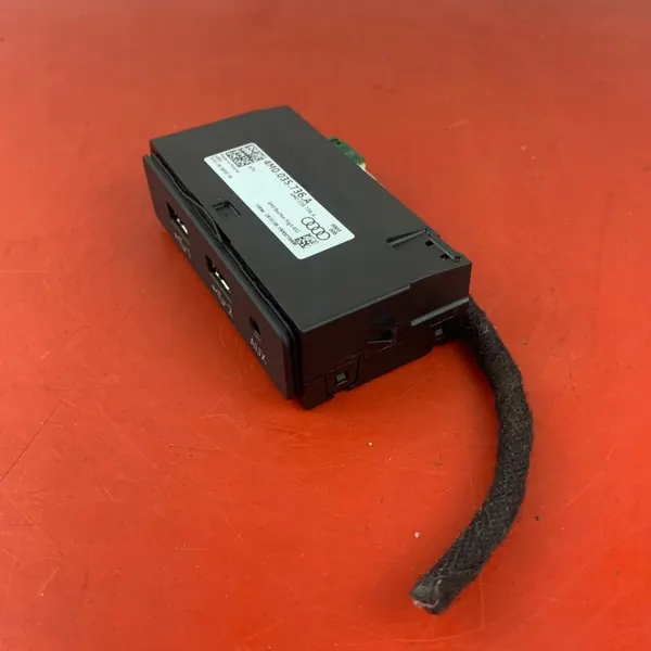 Porta USB AUX Audi Q7 OEM 4M0035736A - Usado image 6