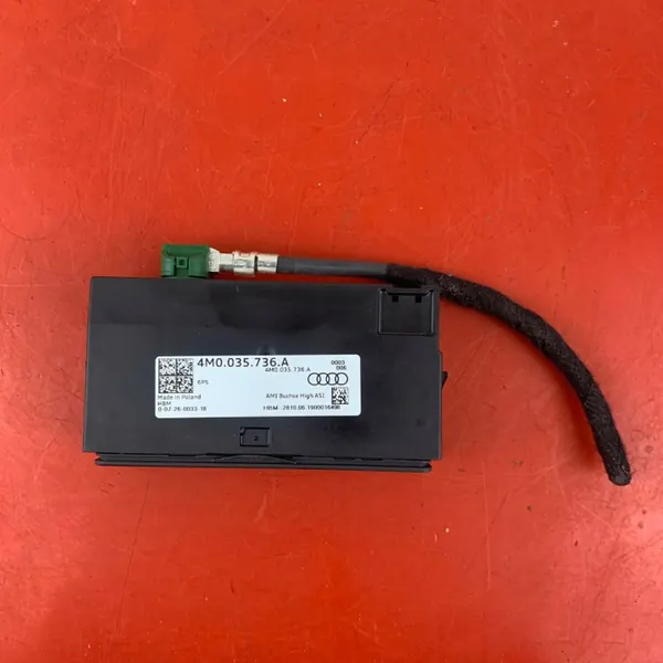 Porta USB AUX Audi Q7 OEM 4M0035736A - Usado image 7