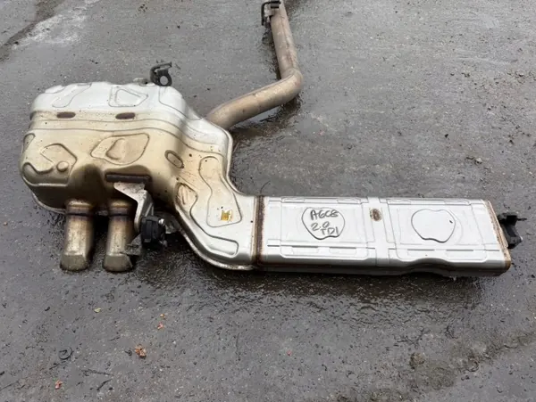 OEM 4K0253611AA Audi A6 C8 2.0 TDI Bakljuddämpare image 2