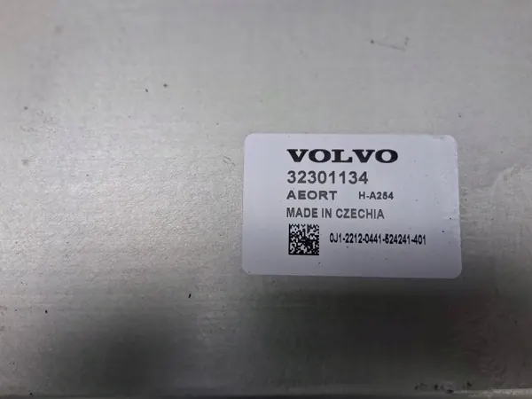 Batterie Volvo OEM 32301134 - 1Ah Occasion image 3