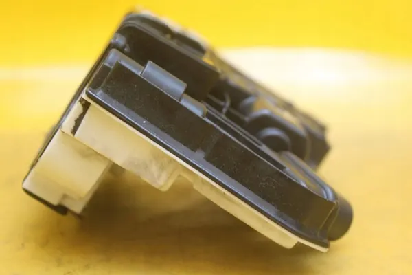 Fram Höger Dörrlås Seat Ibiza IV 6 Pin 5N1837016F image 5