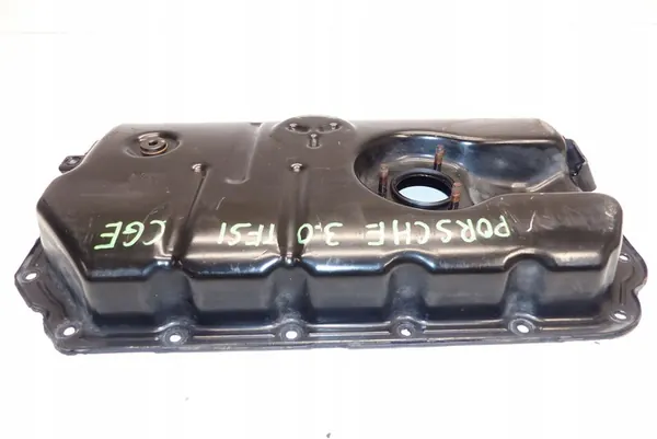 Porsche Cayenne 3.0 S E-Hybrid Oljetunna image 3