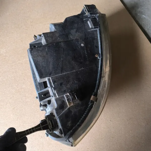 Farol Esquerdo VW Sharan 7M image 3