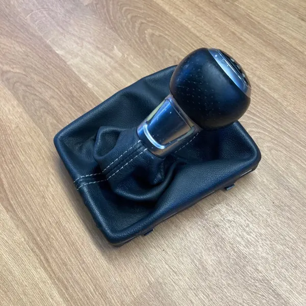 Pomo de mudanças Audi A3 8V S-Line OEM 8V0711184 image 2