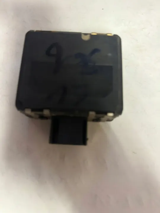 Radar Mercedes Sprinter OEM 9069002203 - Occasion image 2