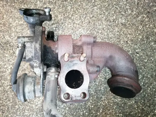 Turbocompressor usado OEM 54359710009 para Citroën C3 image 4