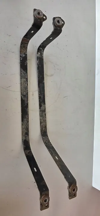 Fixation de réservoir Volkswagen PASSAT B8 3q0201654a image 5