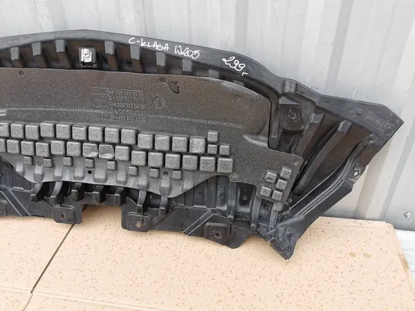 MERCEDES C-KLASA W205 Motor Undertray A2055200500 image 3