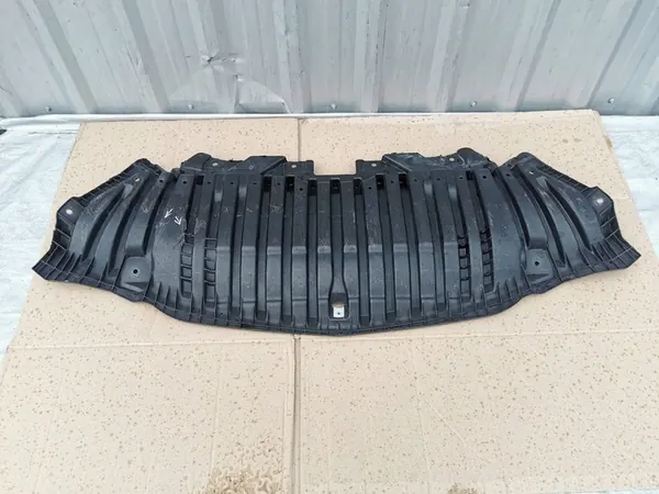 MERCEDES C-KLASA W205 Motor Undertray A2055200500 image 4