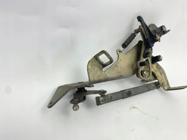 Câble d'accélérateur OEM 1040702321 pour Mercedes W124 image 6