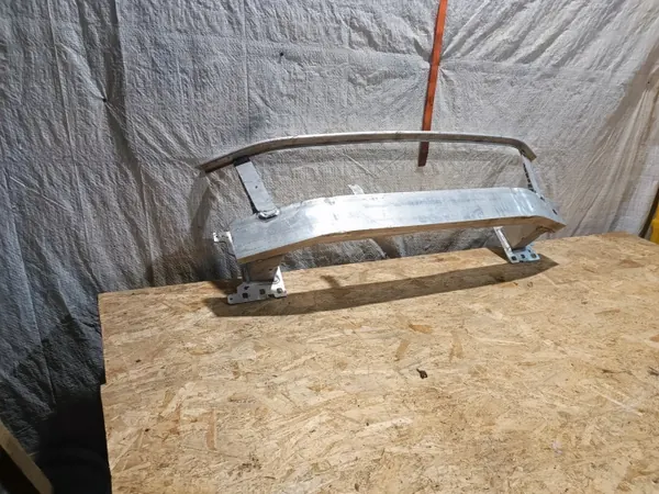 Reforço OEM 83A807109 para pára-choques dianteiro image 3