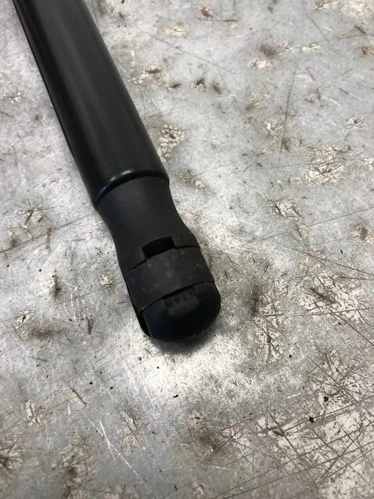 HUVSTÖD AUDI Q3 8U 8U0823359B image 2