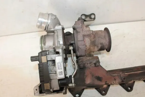 Turbo usado OEM 7800594 para BMW Serie 1 image 2