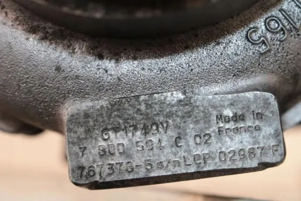 Turbo usado OEM 7800594 para BMW Serie 1 image 4