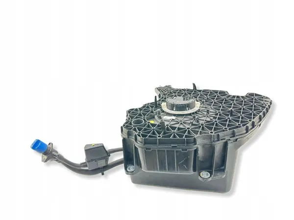 AdBlue-tank Bak Audi A5 OEM 8W0131878AS image 3
