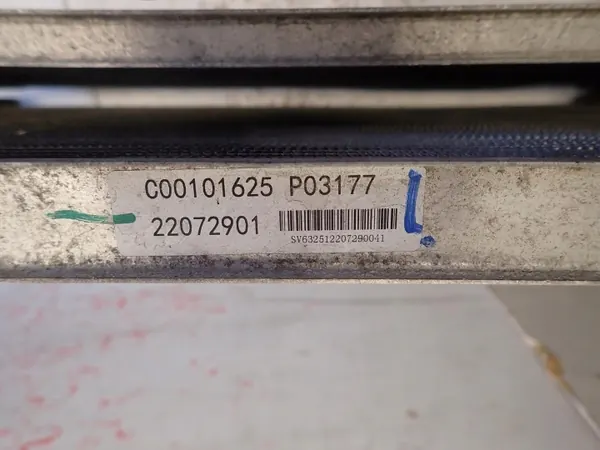 Begagnad vattenkylare OEM C00101625 för Maxus Deliver 9 image 3