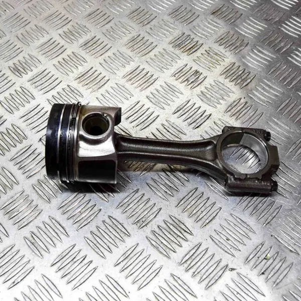 VW GOLF VII Variant Kolv 1.6L 2013 03L105401A image 4