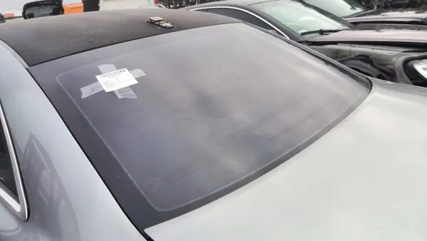 Audi A4 B7 Cabrio takavasen lasi OEM szyba image 3
