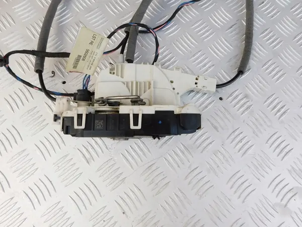 Höger sidodörrlås Sprinter 906 A9067304335 image 2