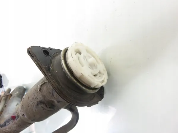 Brandstoftankvulhals OEM WLEW PALIWA FIAT SEDICI (189) image 6