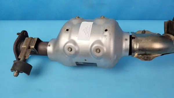 Nissan Qashqai III J12 Katalysator DPF OEM 208006UB0B image 3