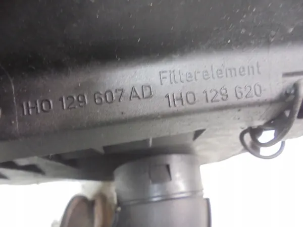 VW Golf 3 MK3 Ilmansuodatin kotelo 1.8 OEM 1H0129607AD image 2